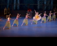 El Ballet Juvenil Costarricense fue creado en 1994 por los maestros cubanos Pedro Martín Boza y Annia Rosales